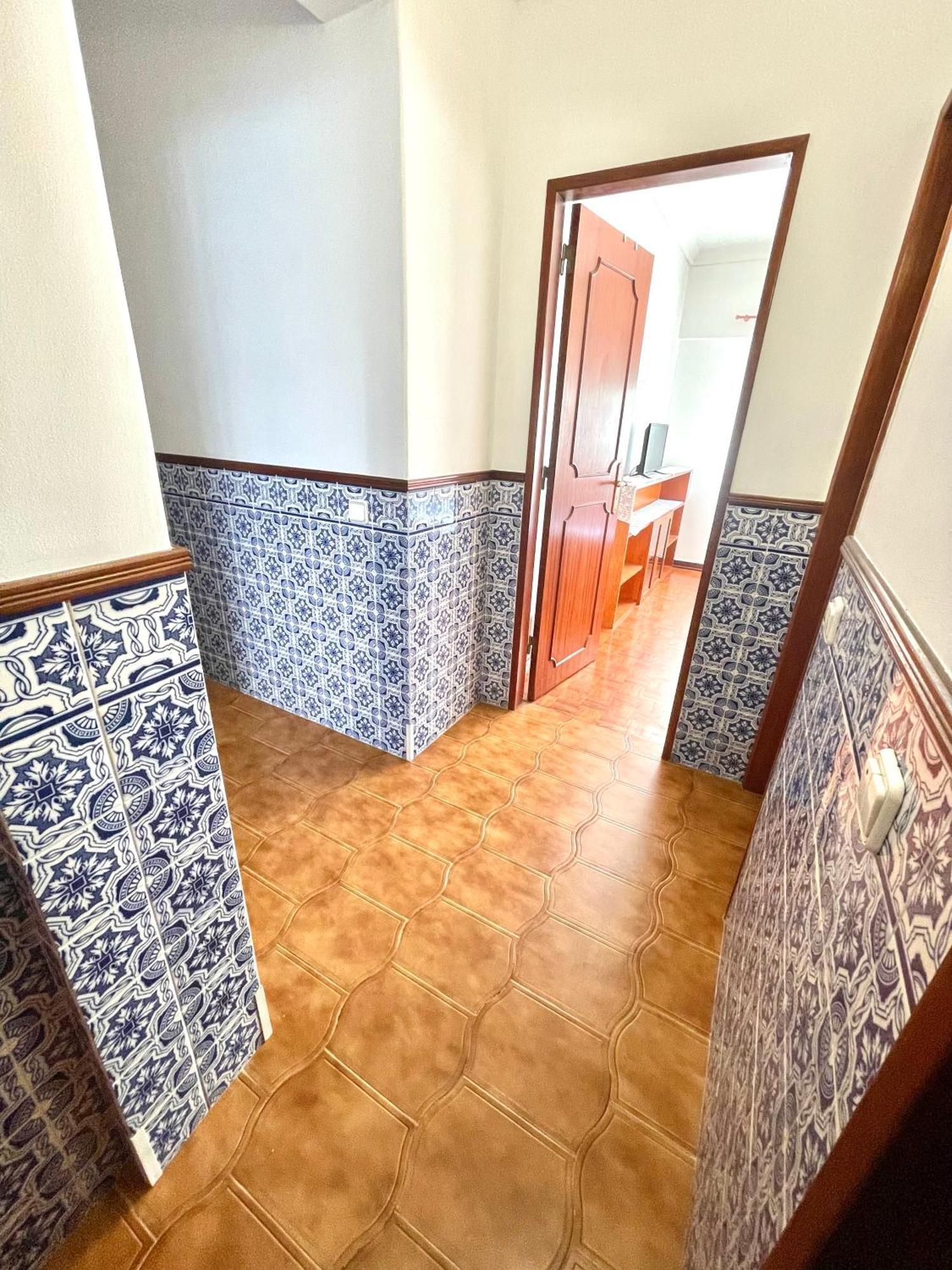 Homestay De Casal Acolhedor Laranjeiro (Lisbon)